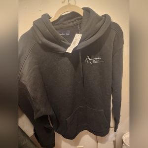 Abercrombie and Fitch Sweatshirt Black Size Large